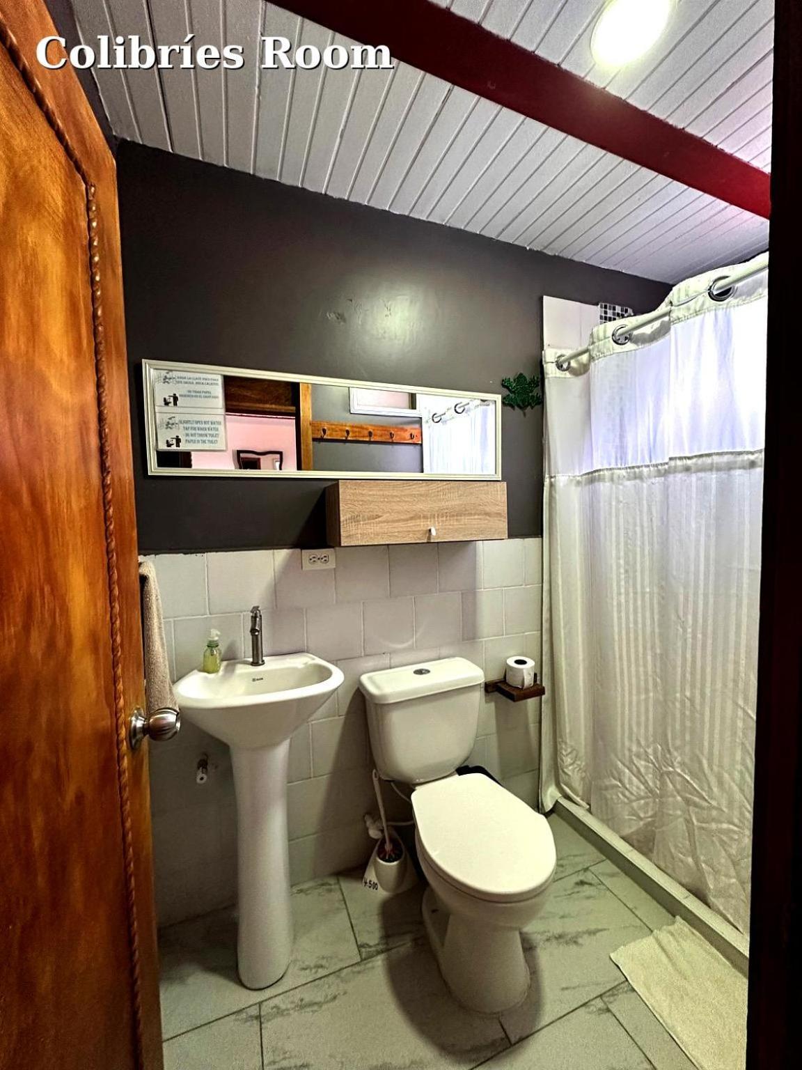 Hostal El Quinde Salento Buitenkant foto